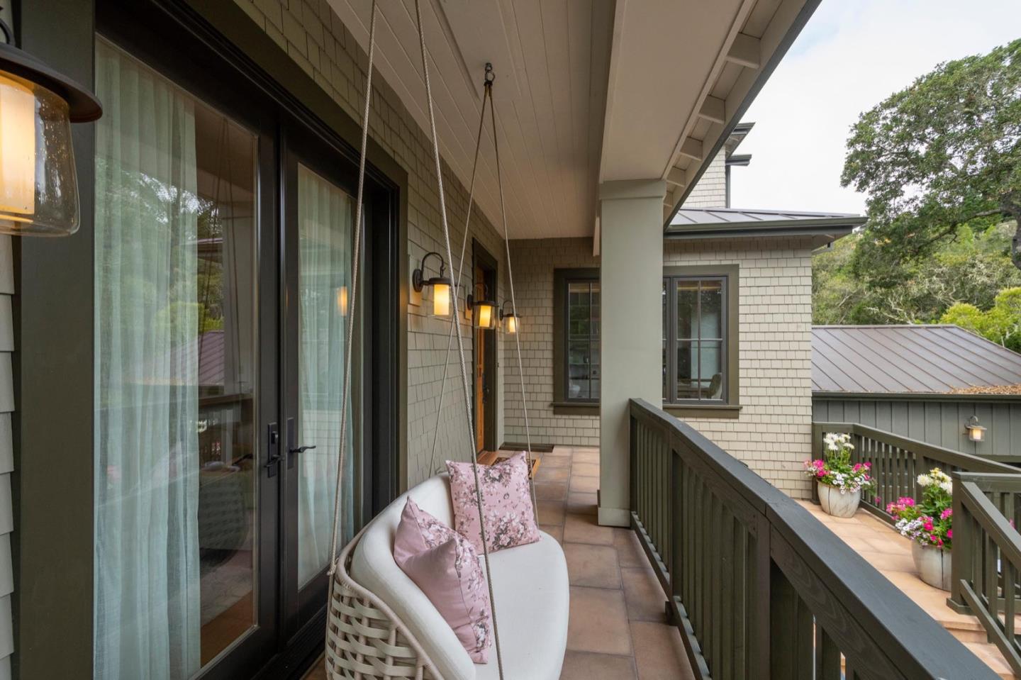 2875 Canyon Road Burlingame, CA 94010 - Photo 5 of 49 Gallery Image 5