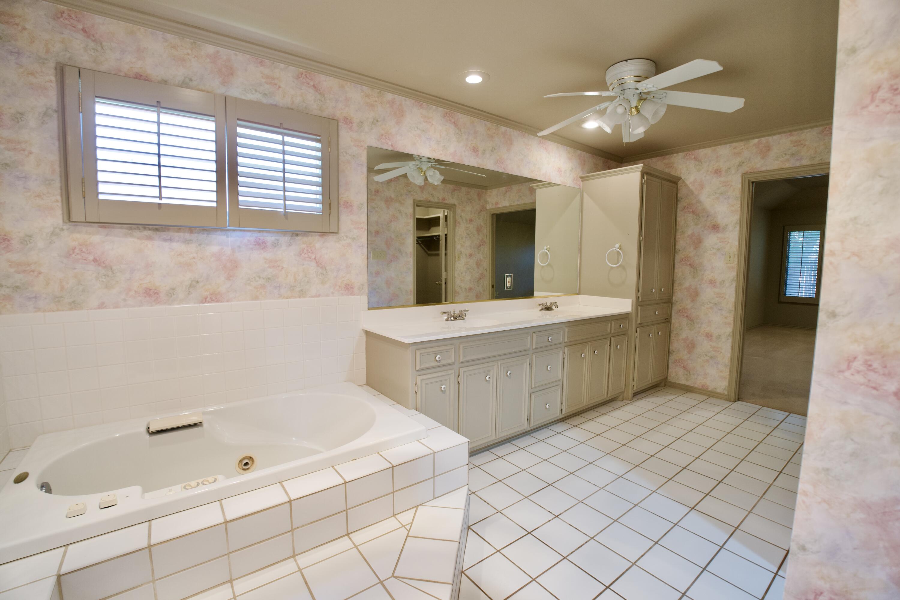 5606 84th Street Lubbock, TX 79424 - Photo 9 of 21 ATB08407