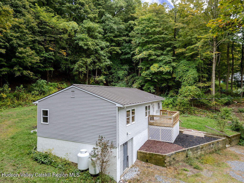 525 Winchell Mountain Road Millerton, NY 12546 - Photo 5 of 26 Exterior Back