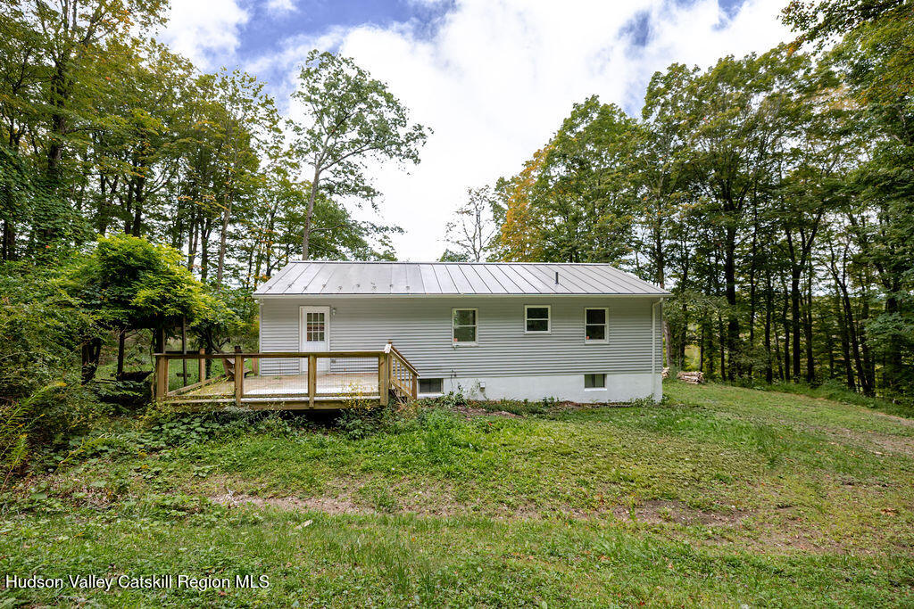 525 Winchell Mountain Road Millerton, NY 12546 - Photo 6 of 26 Exterior back