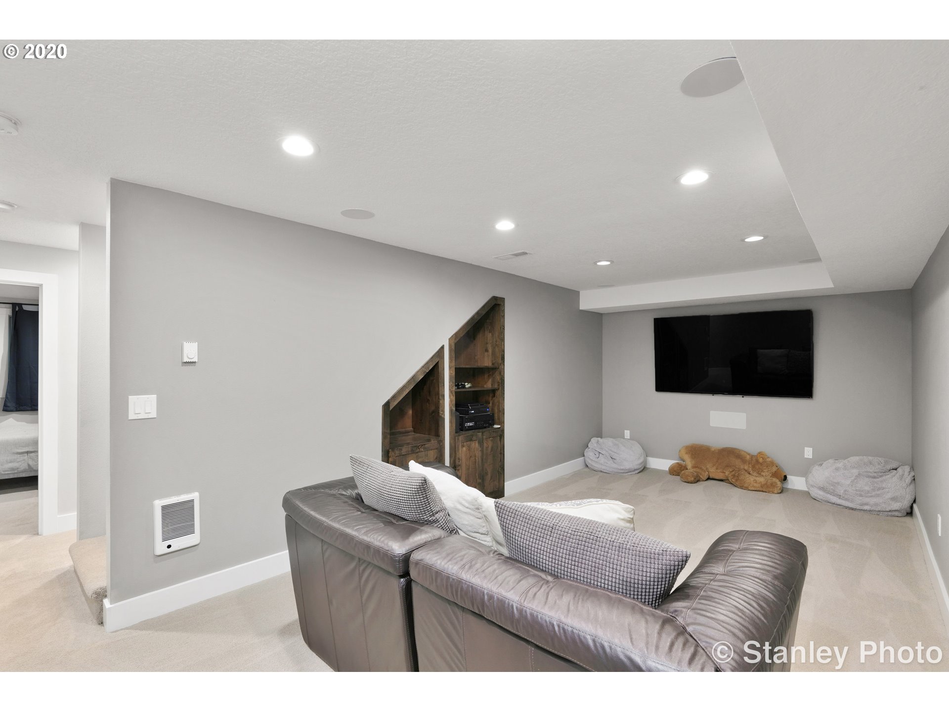 18405 South Grasle Road Oregon City, OR 97045 - Photo 21 of 30 Gallery Image 21