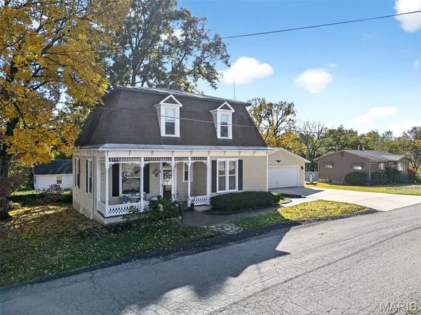 $495,000 | 5548 Chestnut Street, Augusta, MO 63332