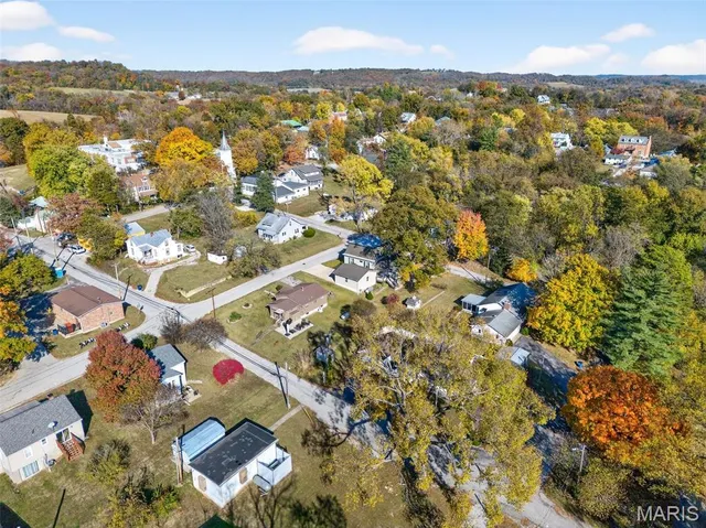 $506,000 | 5548 Chestnut Street, Augusta, MO 63332