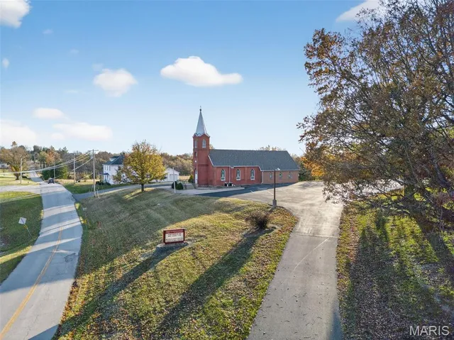 $510,000 | 5548 Chestnut Street, Augusta, MO 63332