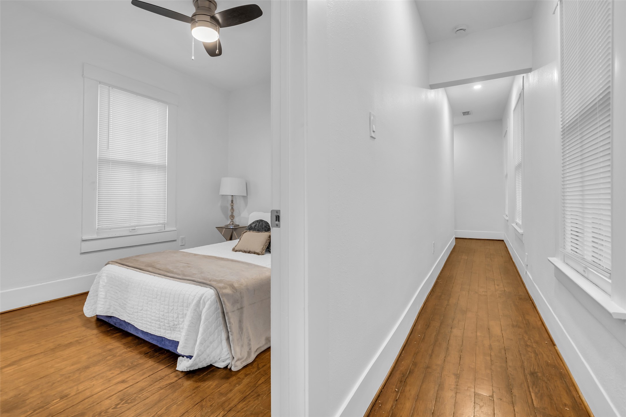 611 Harvard Street Houston, TX 77007 - Photo 13 of 25