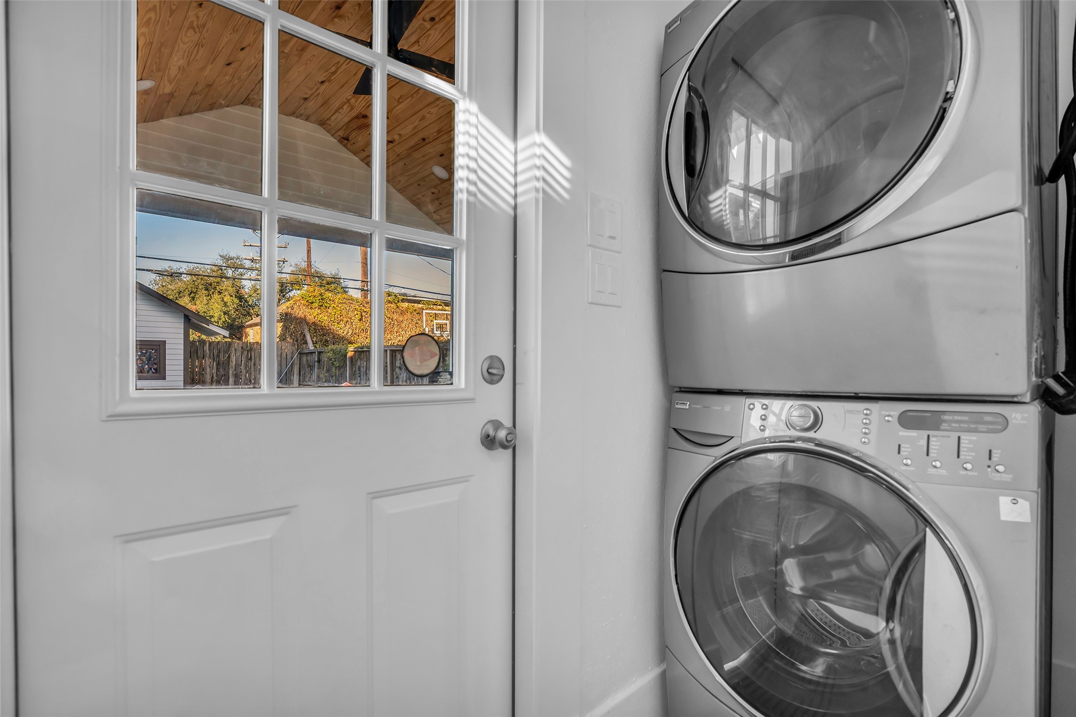 611 Harvard Street Houston, TX 77007 - Photo 17 of 25