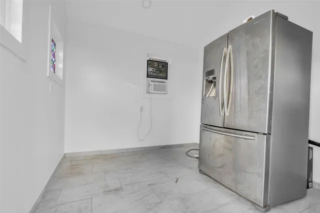 $3,200 | 611 Harvard Street, Houston, TX 77007