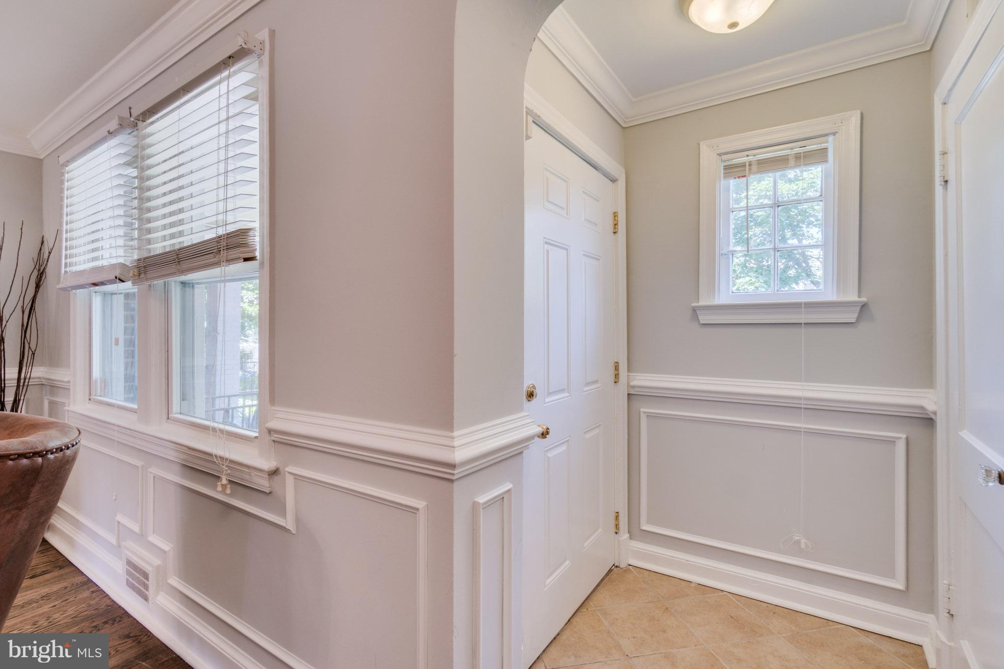 1911 D Street Northeast Washington, DC 20002 - Photo 6 of 25 a view of an empty room with a window