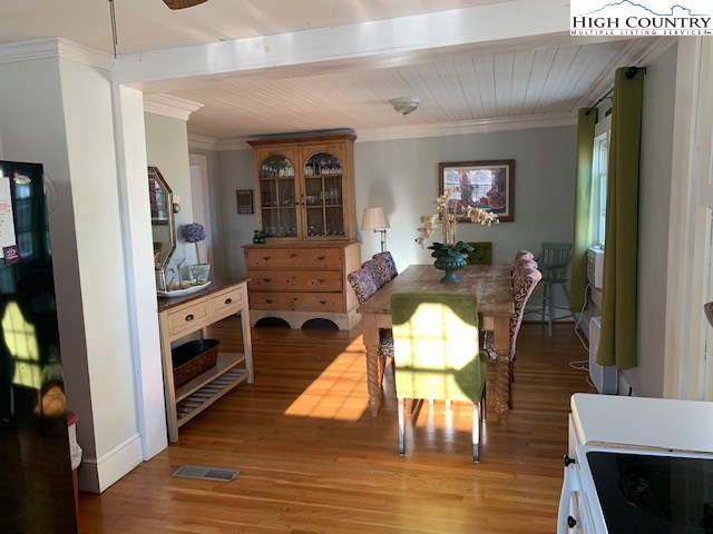 817 Stratford Road Sparta, NC 28675 - Photo 11 of 33 Gallery Image 11