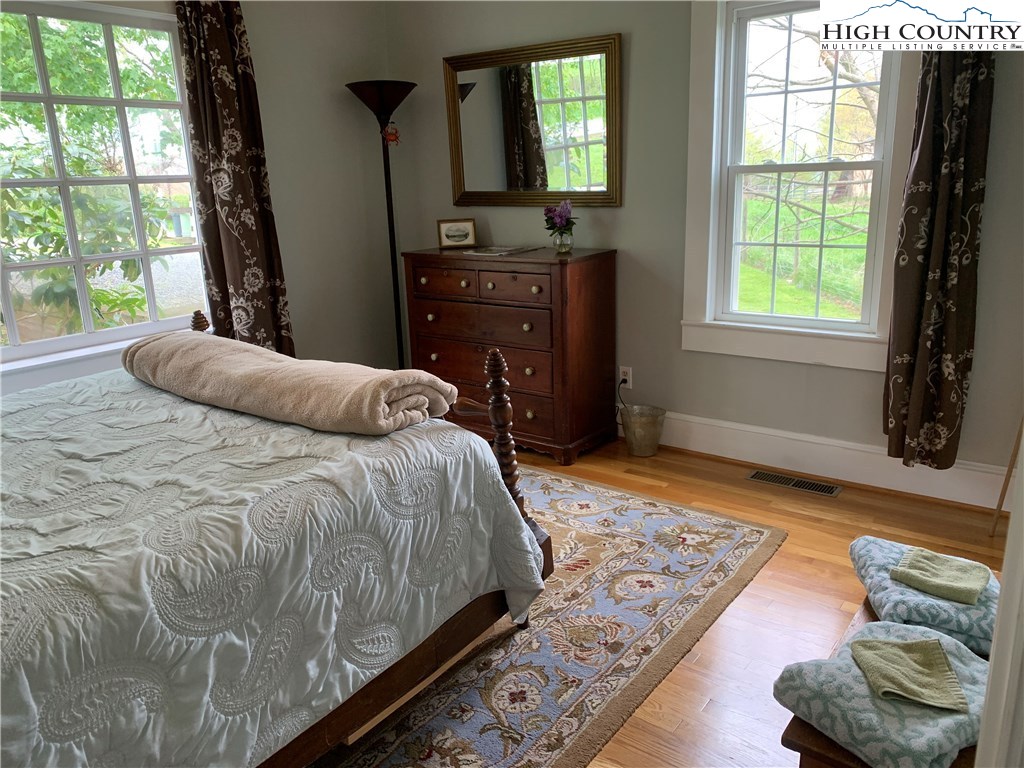 817 Stratford Road Sparta, NC 28675 - Photo 19 of 33 Gallery Image 19
