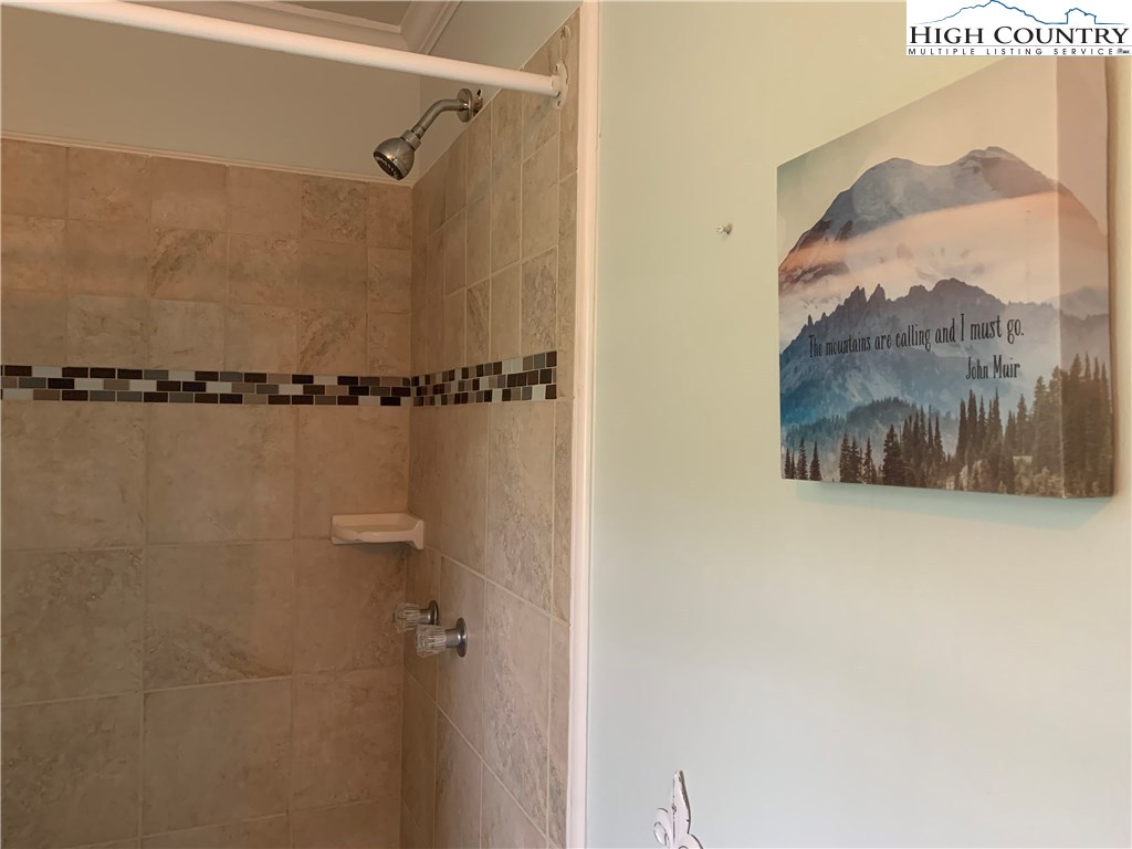 817 Stratford Road Sparta, NC 28675 - Photo 25 of 33 Gallery Image 25