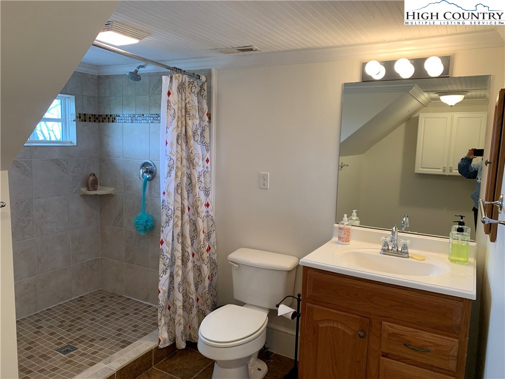 817 Stratford Road Sparta, NC 28675 - Photo 29 of 33 Gallery Image 29