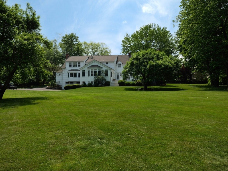 585 Ponus Ridge Road New Canaan, CT 06840 - Photo 15 of 16 .