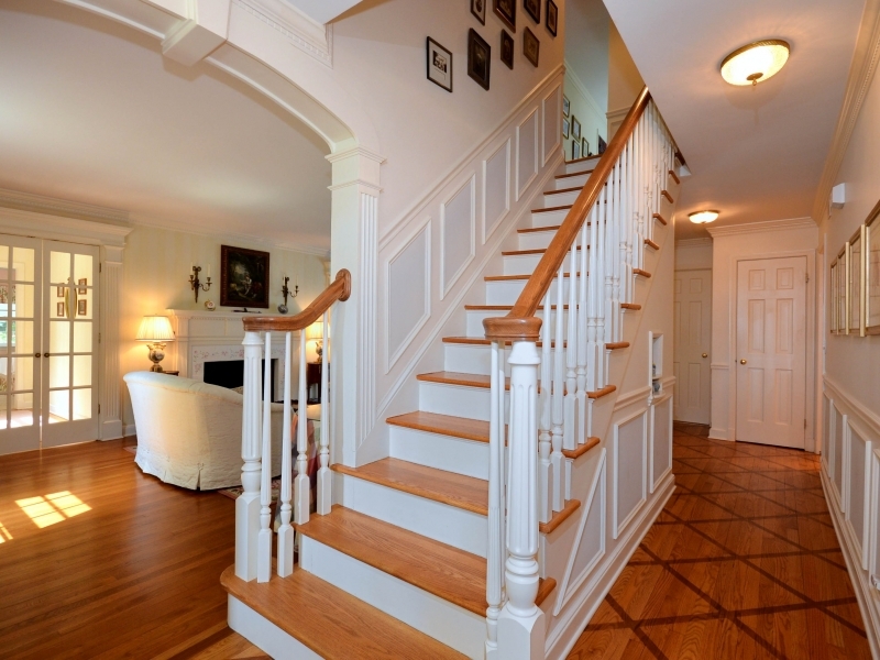 585 Ponus Ridge Road New Canaan, CT 06840 - Photo 4 of 16 .