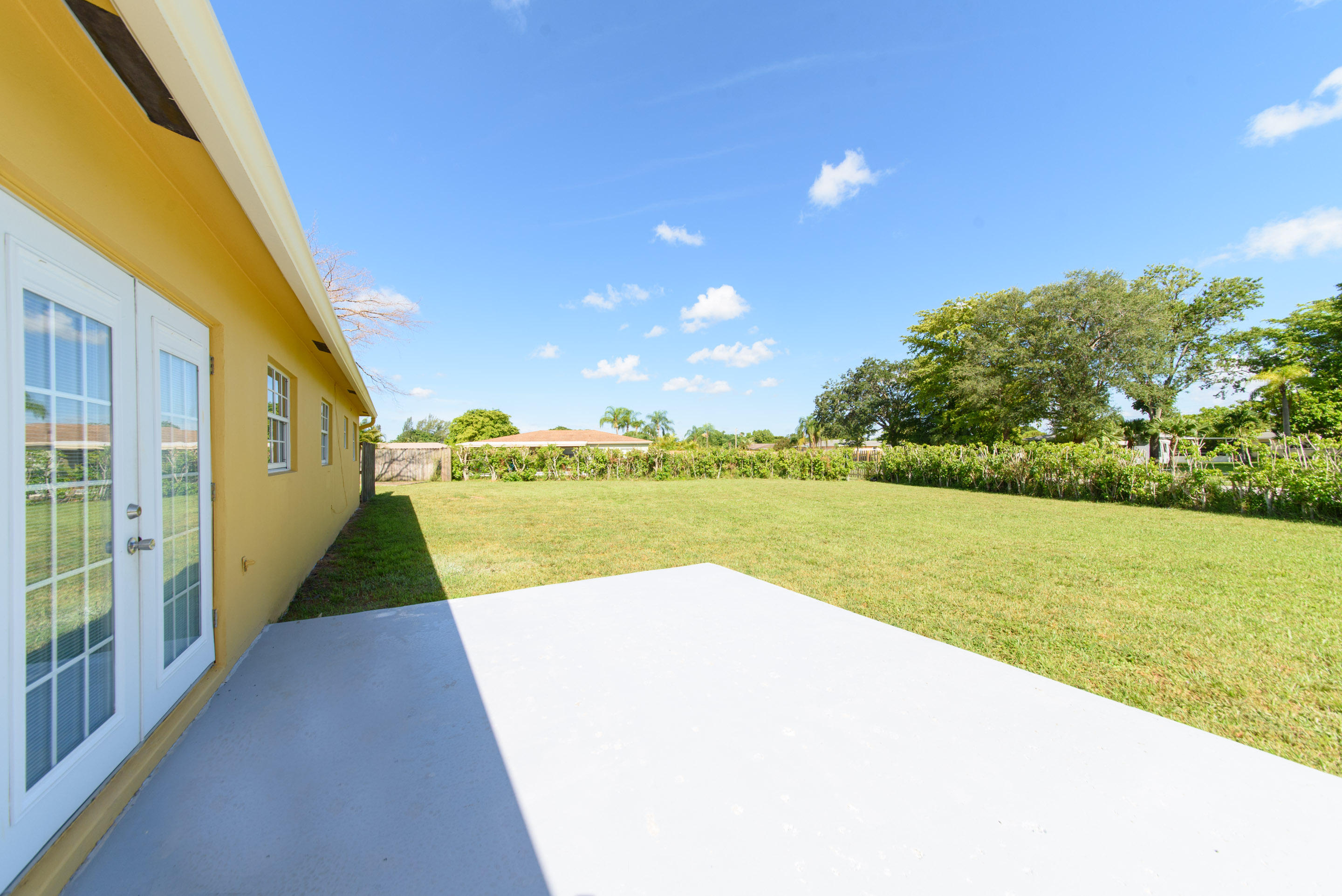 4558 Avalon Street Boca Raton, FL 33428 - Photo 20 of 21 Exterior Back