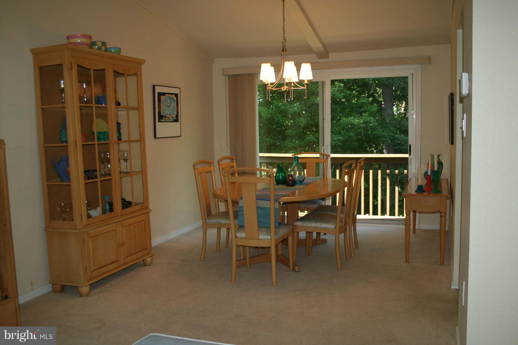 10862 Sandringham Road Cockeysville, MD 21030 - Photo 3 of 28 Dining Room