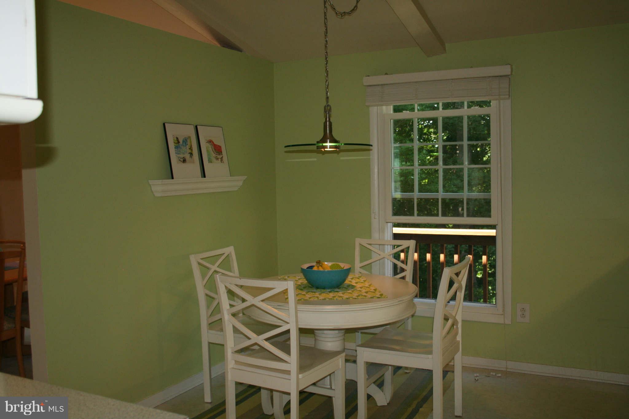 10862 Sandringham Road Cockeysville, MD 21030 - Photo 4 of 28 Kitchen
