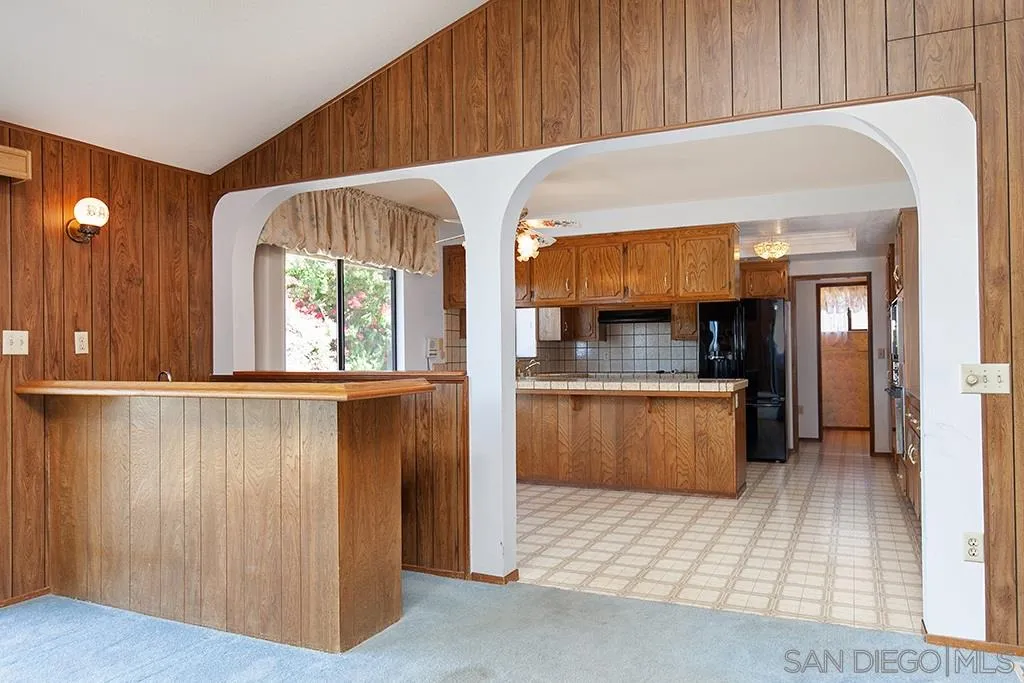 406 Mason Road Vista, CA 92084 - Photo 9 of 25 Gallery Image 9