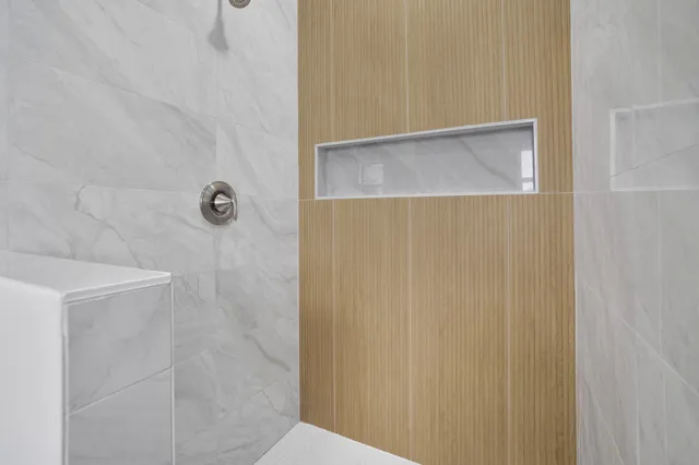 $2,900 | 2419 Rosewood Street, Houston, TX 77004