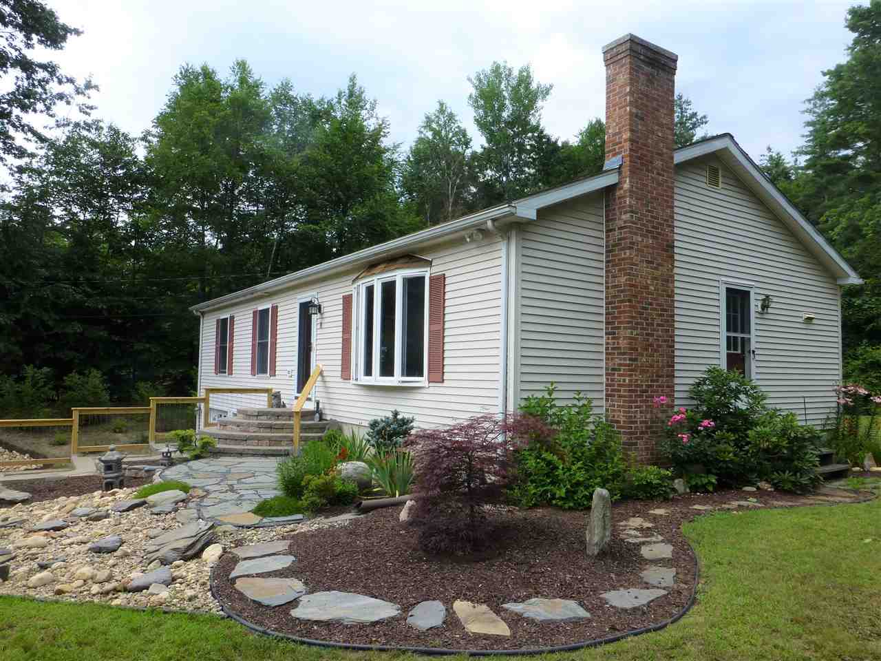 8 Pond Road Hinsdale, NH 03451 - Photo 2 of 27 Gallery Image 2