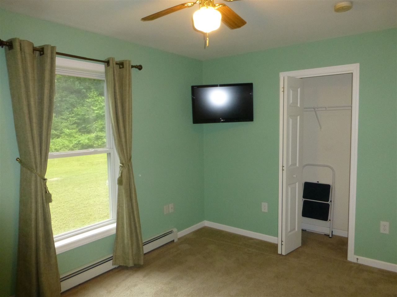 8 Pond Road Hinsdale, NH 03451 - Photo 18 of 27 Gallery Image 18