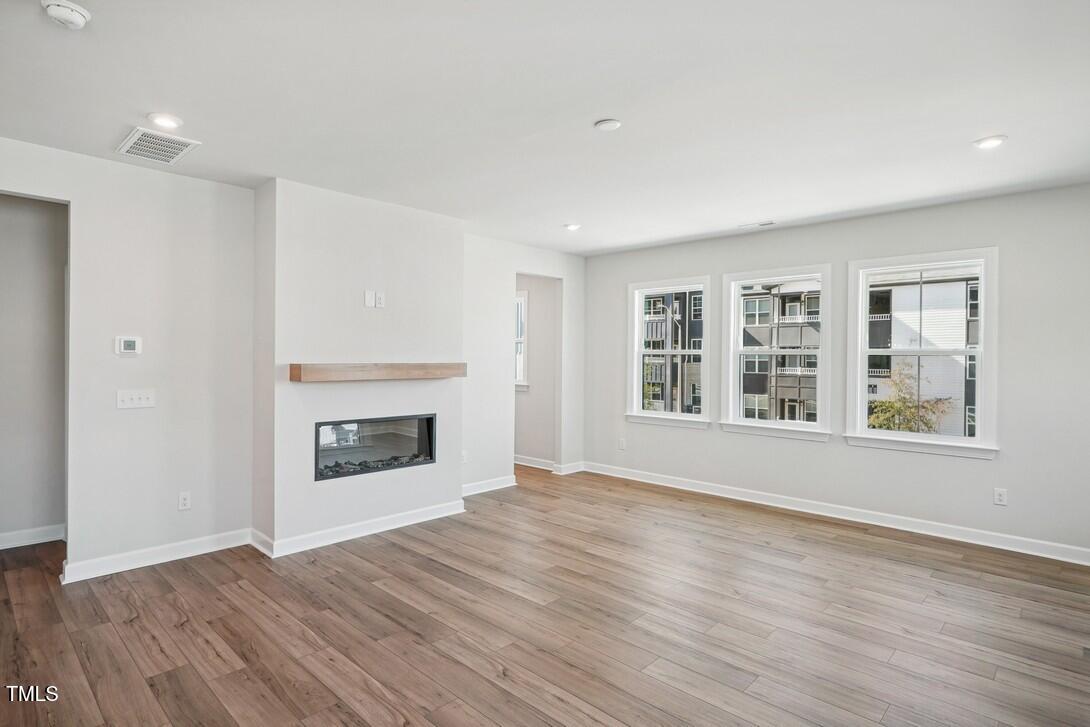 4748 Cypress Tree Lane Raleigh, NC 27612 - Photo 5 of 22 shoootin-photo-4_webready