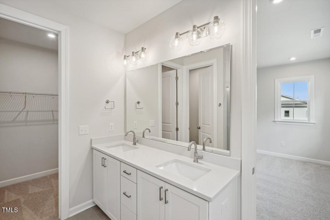 4748 Cypress Tree Lane Raleigh, NC 27612 - Photo 8 of 22 shoootin-photo-10_webready