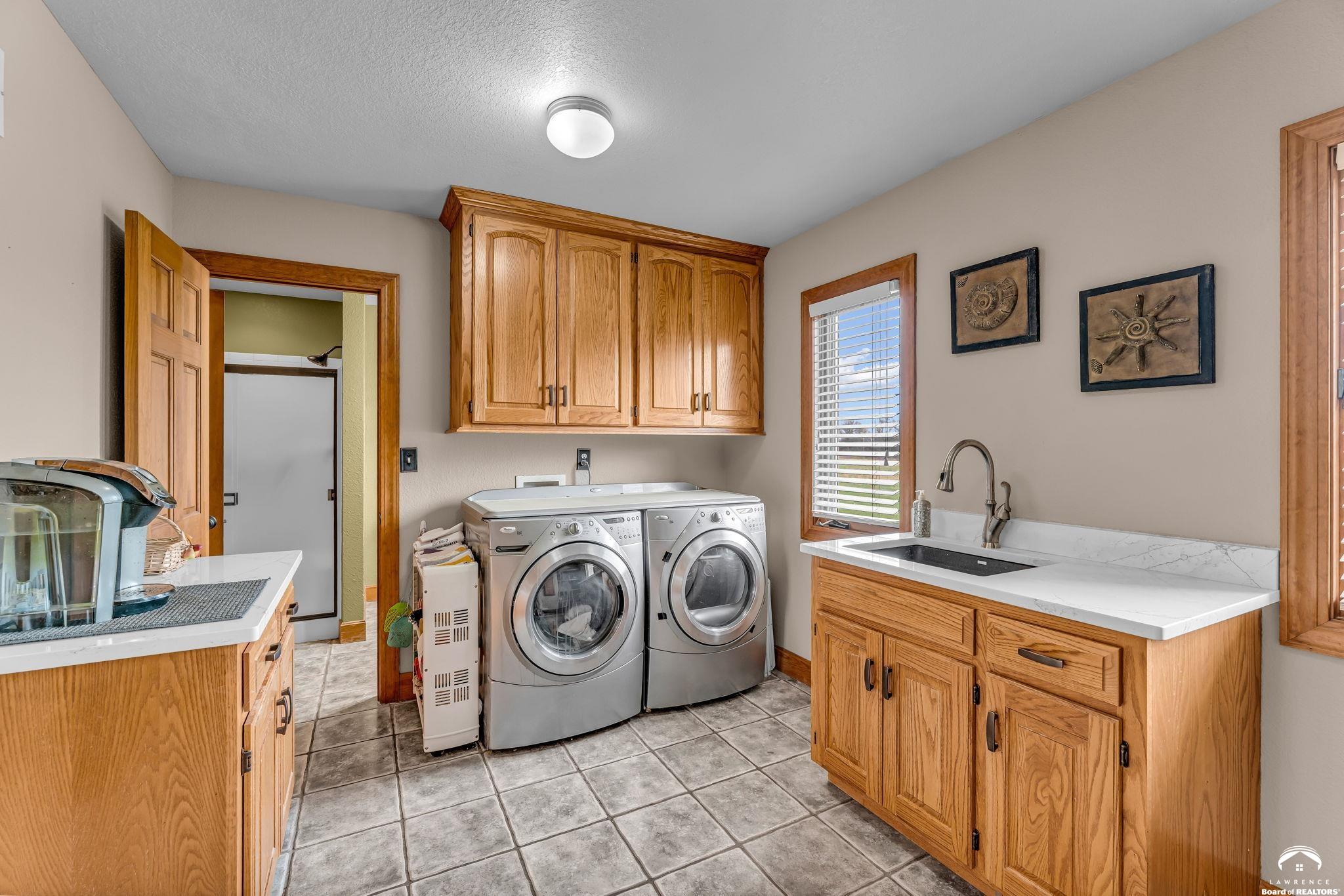 1236 North 411 Road Baldwin City, KS 66006 - Photo 16 of 68