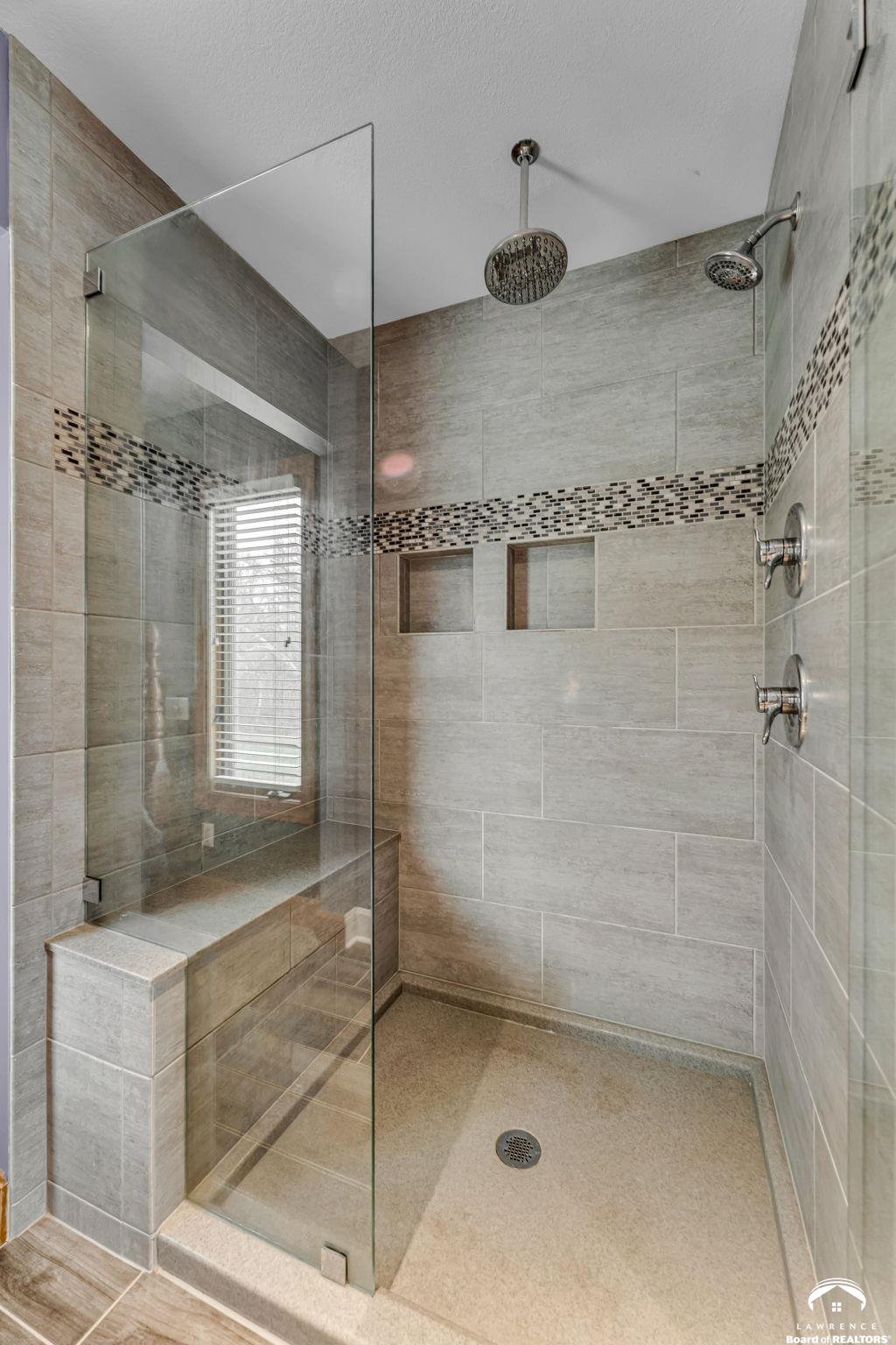 1236 North 411 Road Baldwin City, KS 66006 - Photo 25 of 68