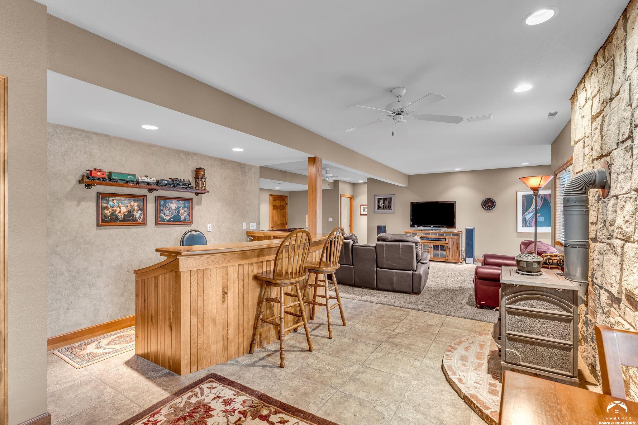 1236 North 411 Road Baldwin City, KS 66006 - Photo 34 of 68