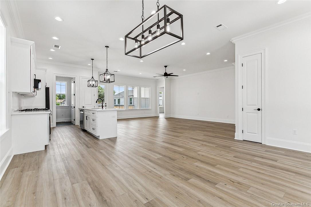 83 West Claiborne Square Chalmette, LA 70043 - Photo 6 of 15