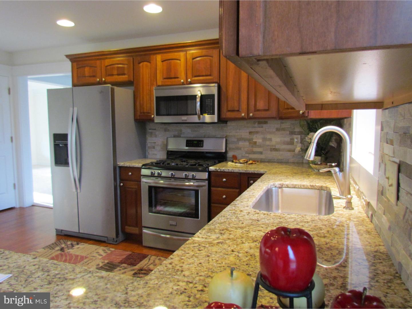 209 Mill Road Hatfield, PA 19440 - Photo 4 of 25 Gallery Image 4