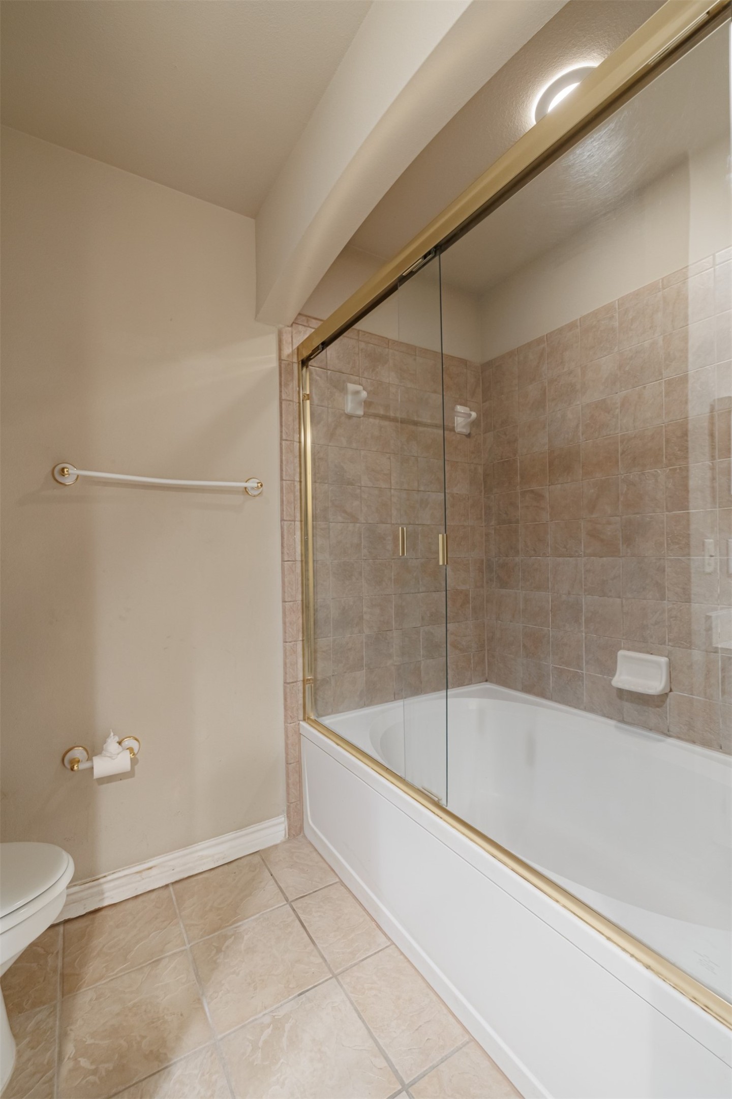 2400 McCue Road, Unit 360 Houston, TX 77056 - Photo 9 of 24