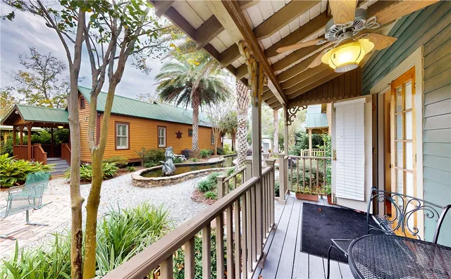 $2,375 | 804 A Howe Street, Unit A, Brunswick, GA 31520