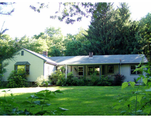 26 James Road Upton, MA 01568 - Photo 1 of 8 Gallery Image 1
