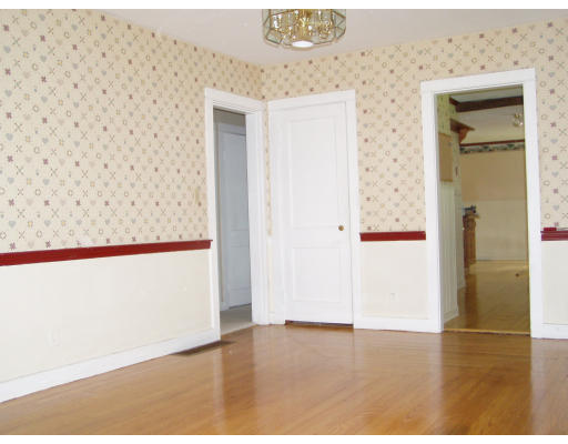 26 James Road Upton, MA 01568 - Photo 3 of 8 Gallery Image 3