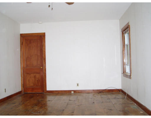 26 James Road Upton, MA 01568 - Photo 5 of 8 Gallery Image 5