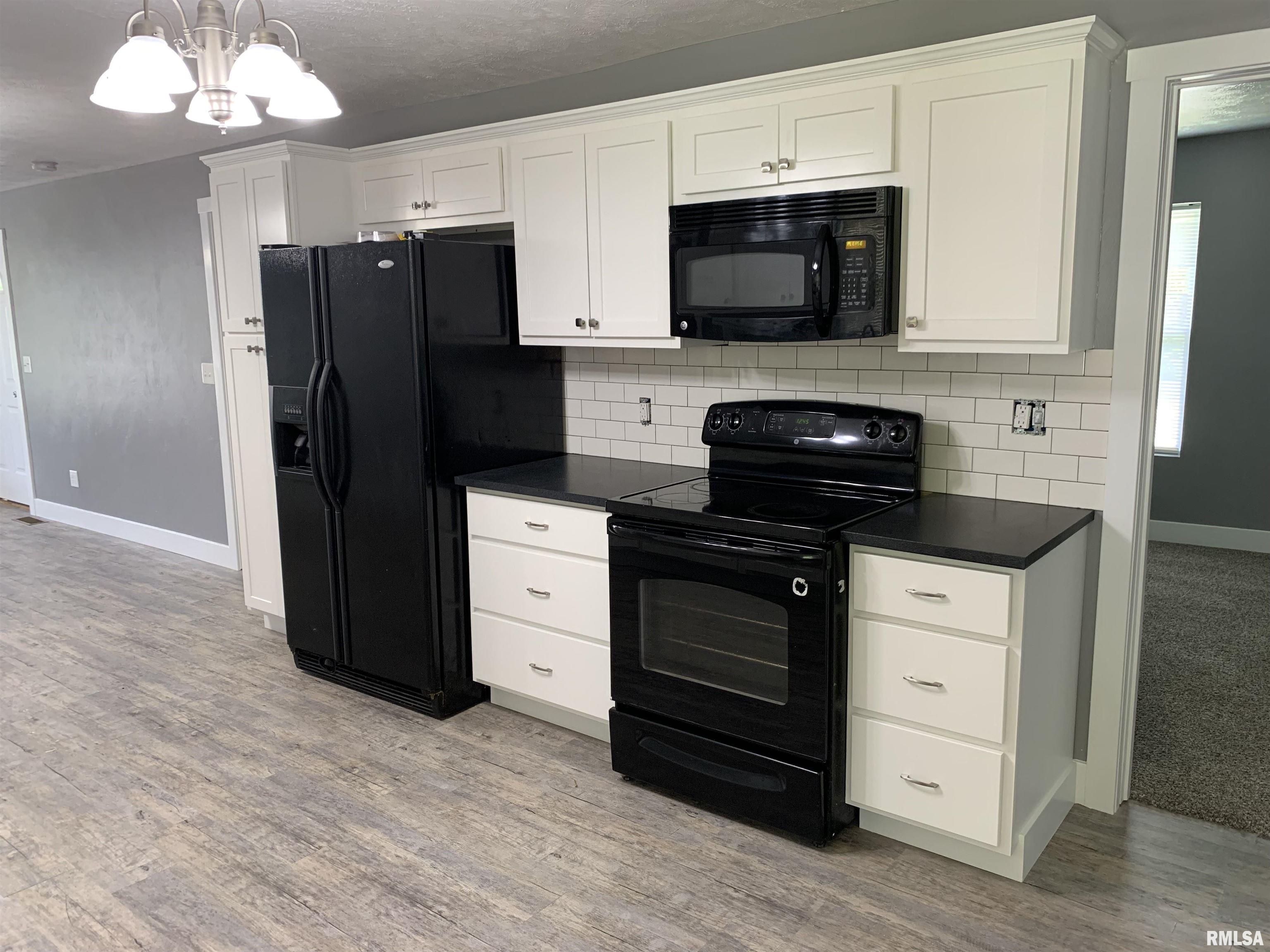 1201 North 11th Street Herrin, IL 62948 - Photo 11 of 30