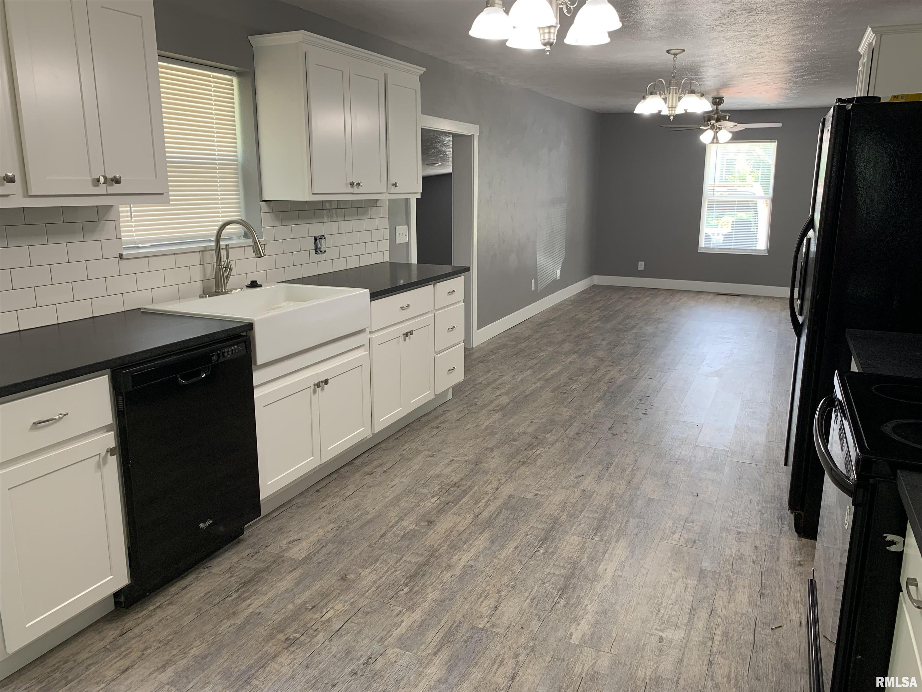 1201 North 11th Street Herrin, IL 62948 - Photo 12 of 30