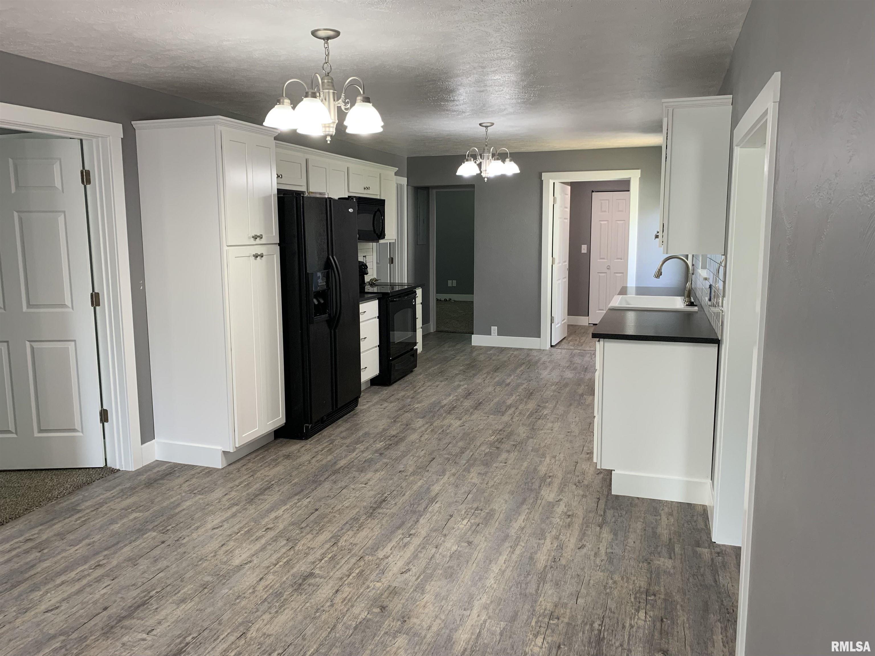 1201 North 11th Street Herrin, IL 62948 - Photo 10 of 30