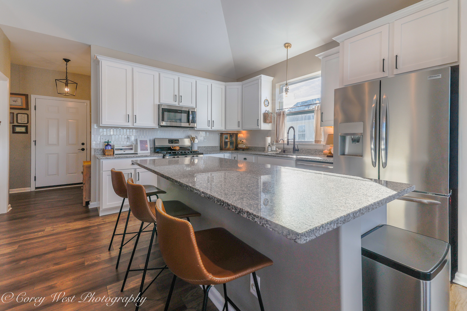 1015 Persimmon Drive Genoa, IL 60135 - Photo 3 of 32