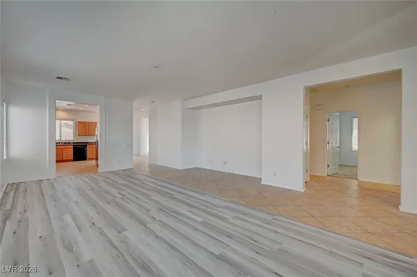 $2,000 | 2624 Rue Toulouse Avenue, Henderson, NV 89044