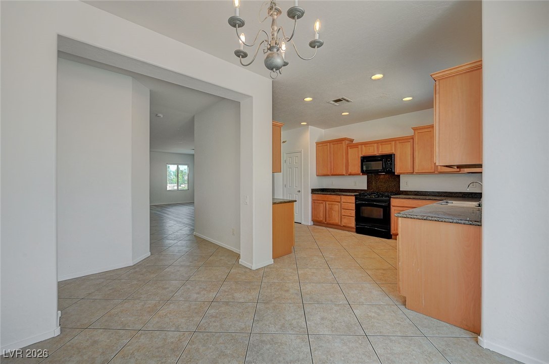 2624 Rue Toulouse Avenue Henderson, NV 89044 - Photo 7 of 36