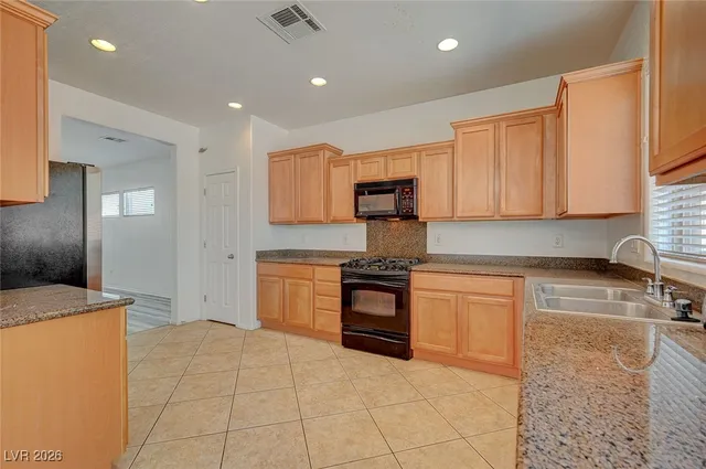 $2,150 | 2624 Rue Toulouse Avenue, Henderson, NV 89044