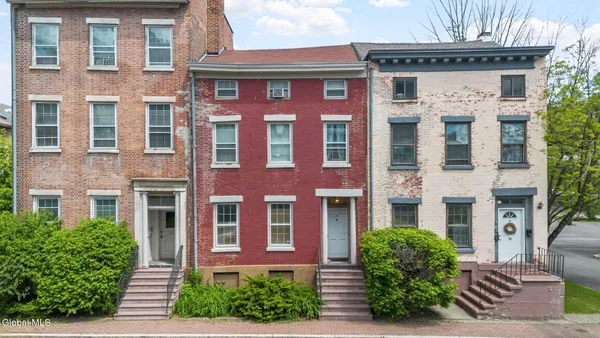 $109,500 | 38 Westerlo Street, Unit 1, Albany, NY 12202