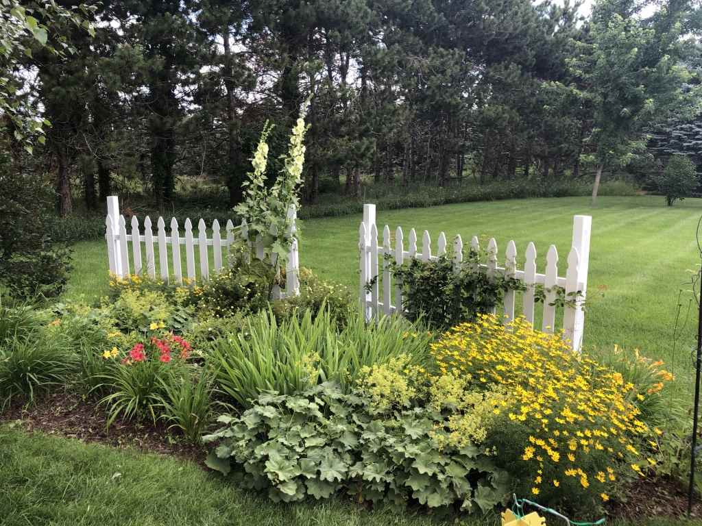 982 Strohm Road Traverse City, MI 49696 - Photo 42 of 43 1862779-42.JPG