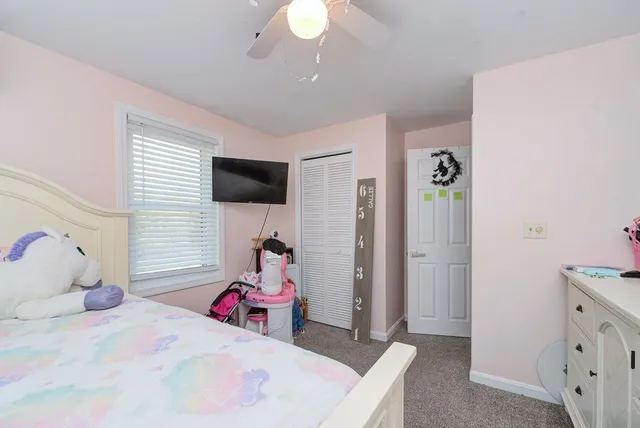 $595,000 | 45 Damren Road, Derry, NH 03038