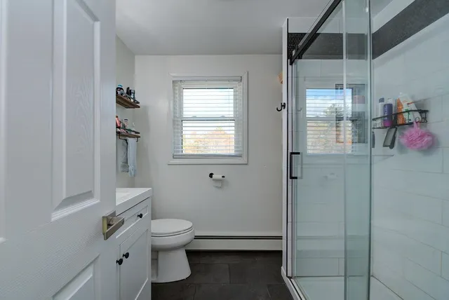 $595,000 | 45 Damren Road, Derry, NH 03038