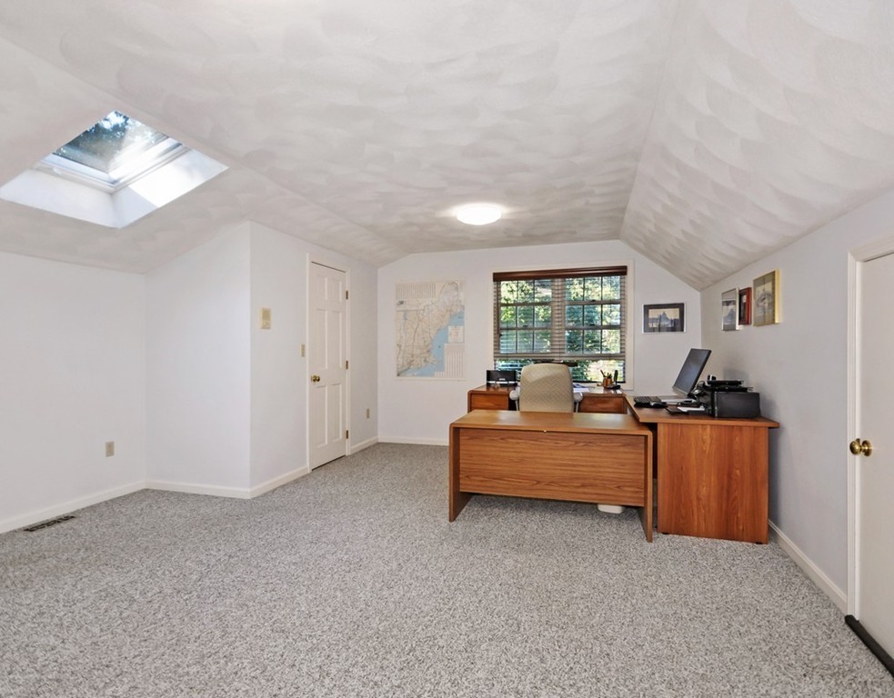 29 Vose Hill Road Westford, MA 01886 - Photo 21 of 24 Gallery Image 21