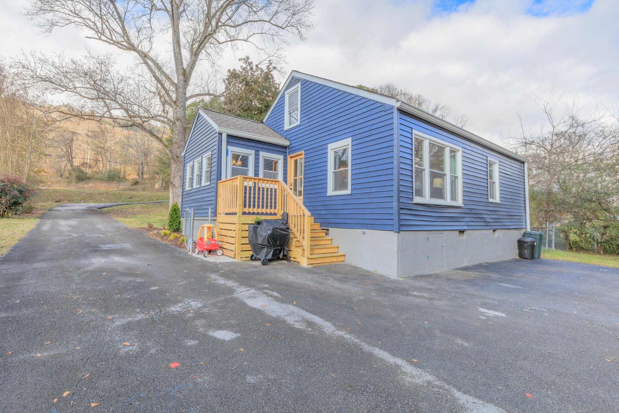 931 Chattanooga Valley Road Flintstone, GA 30725 - Photo 3 of 33